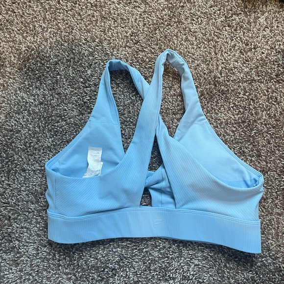 Fabletics Oasis Rib Twist sports bra - Picture 2 of 2